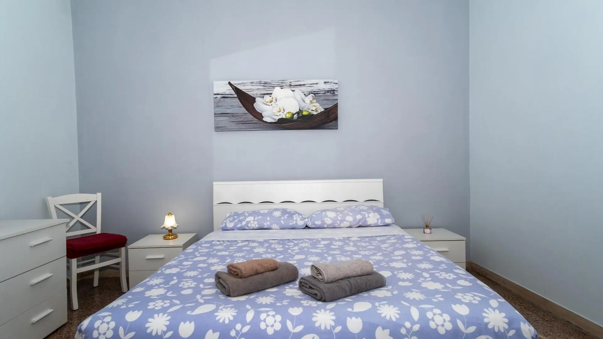 Light Blue Apartment - City Center Rome Italy