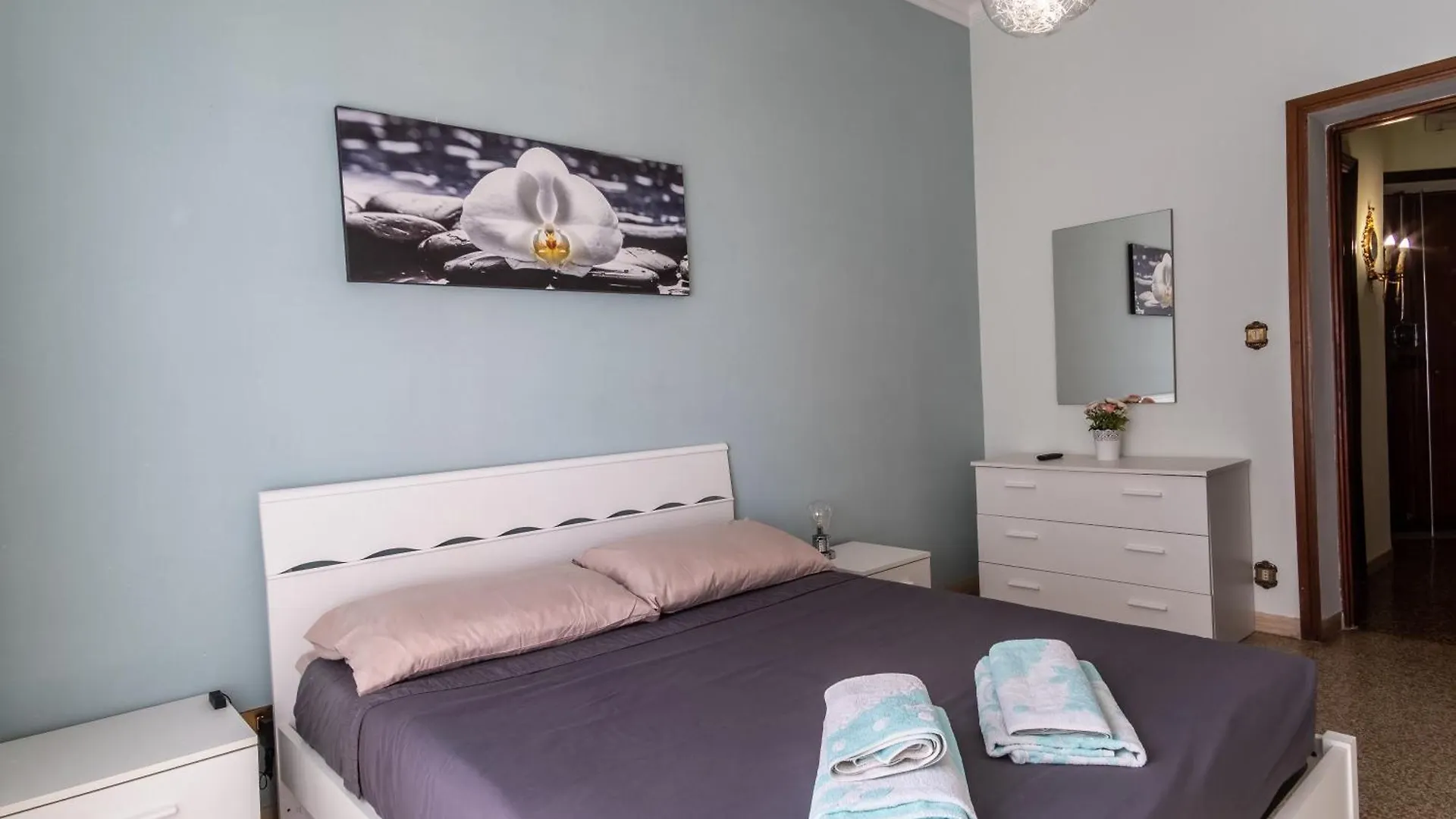 Light Blue Apartment - City Center Rome