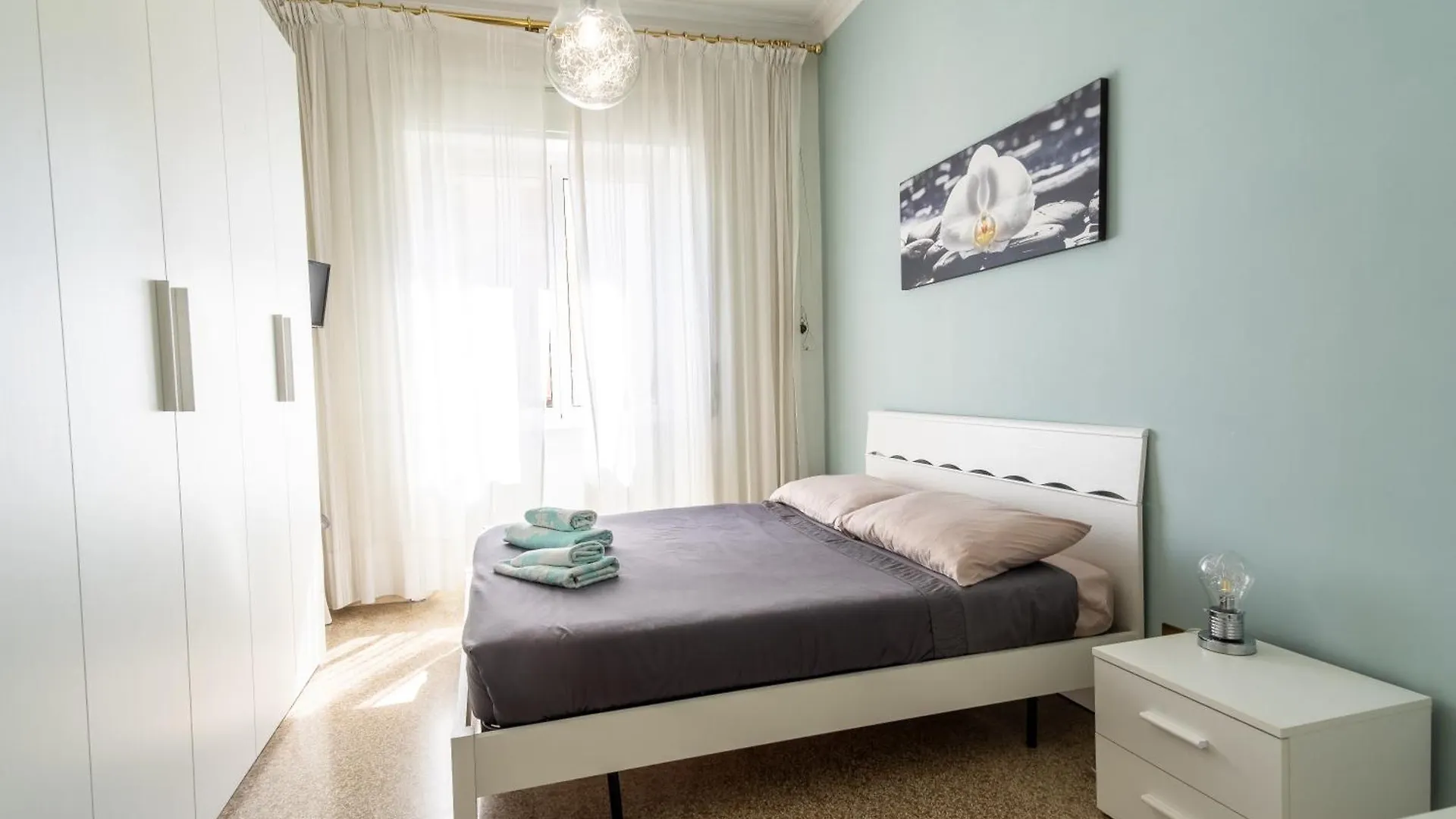 Light Blue Apartment - City Center Rome location